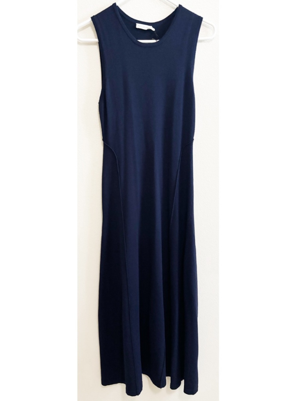NWT Avec Le Filles Navy sleeveless knit midi dress
